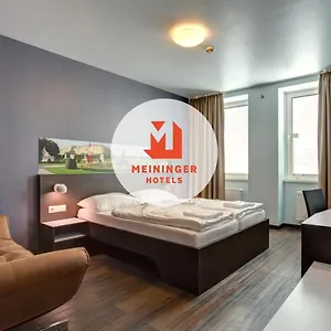 Hotel Meininger Downtown Sissi, Vienna