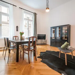דירה Grand Soho Ii