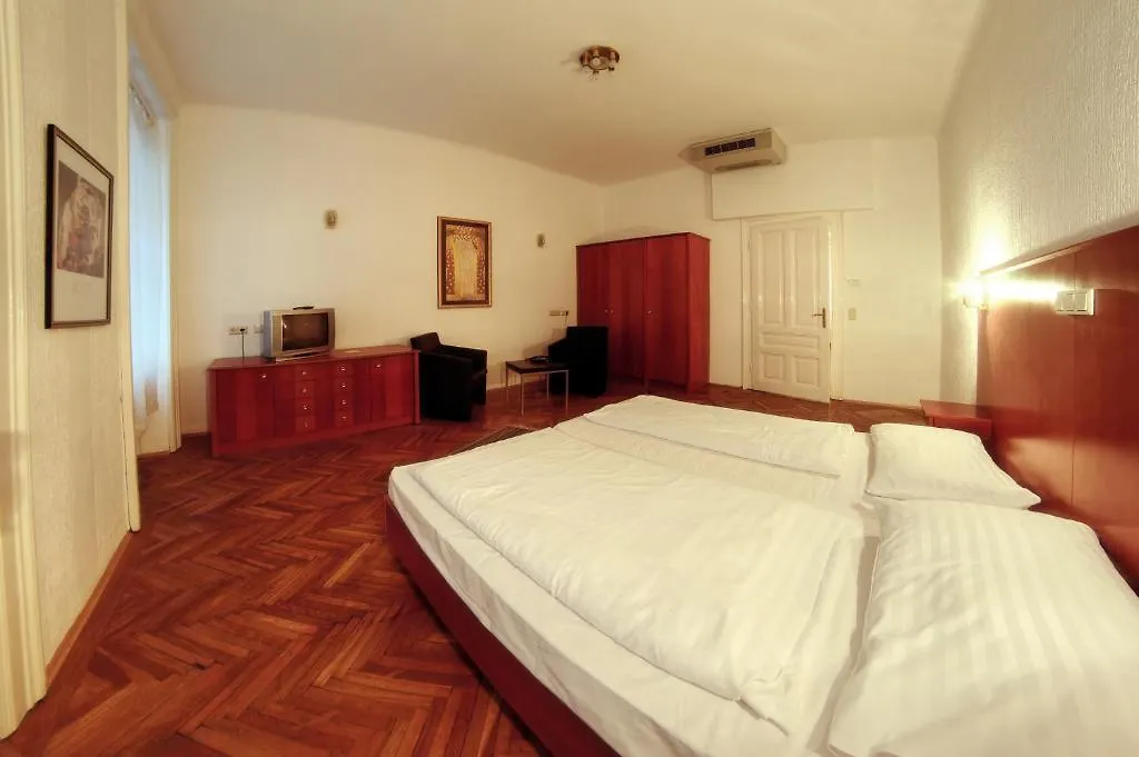 Carlton Opera Hotel Vienna 3*,  Austria