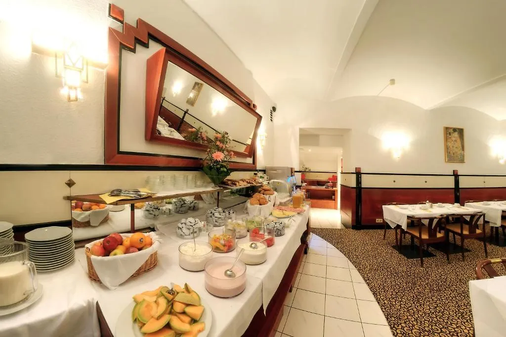 Carlton Opera Hotel Vienna