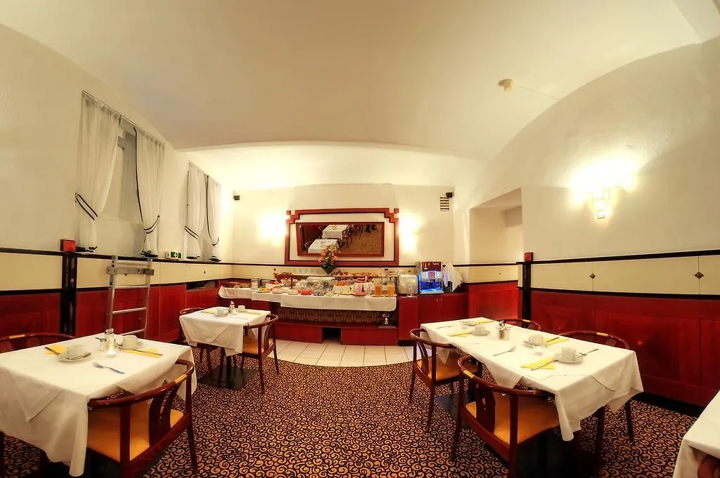 Carlton Opera Hotel Vienna 3*,  Austria