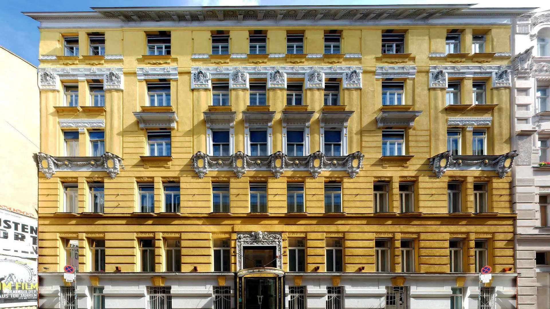 Carlton Opera Hotel Vienna 3*,