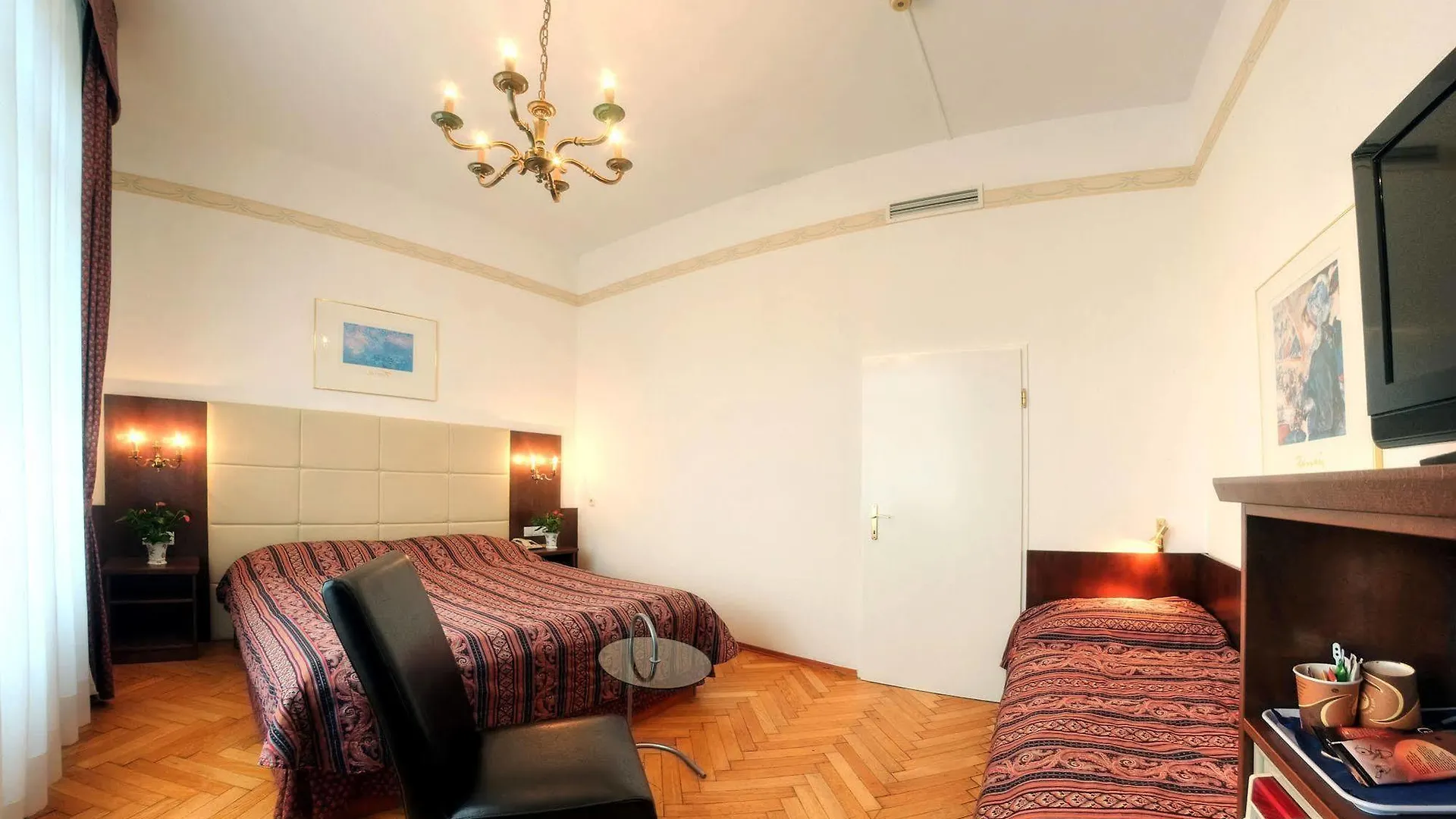 Carlton Opera Hotel Vienna